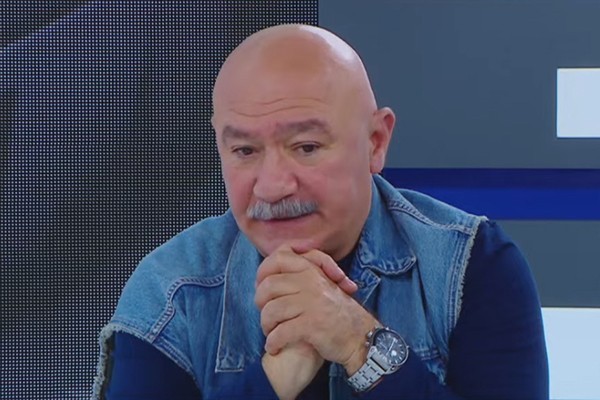 ვასილ მაღლაფერიძე: ვთქვათ და საქართველოს პარლამენტს შიგნიდან ძალადობით და გარედან ზეწოლით ხელი გადაუგრიხეს და ეს კანონი არ მიაღებინეს, ეს ვინმეს დემოკრატია და ევროპული გზა ჰგონია?!