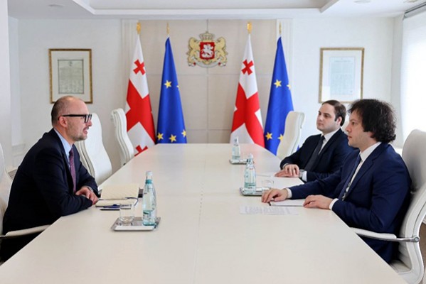 პრემიერ-მინისტრი სამხრეთ კავკასიაში ევროპის საინვესტიციო ბანკის რეგიონული წარმომადგენლობის ხელმძღვანელს შეხვდა