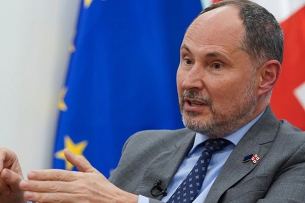 პაველ ჰერჩინსკი: დღეს ჩვენ ვზეიმობთ 27 განსხვავებული ისტორიისა და კულტურის მქონე სახელმწიფოს წარმატებას, რომელიც საერთო ფასეულობებზე დგას. გვსურს, საქართველო, თავისი უნიკალური კულტურითა და ტრადიციებით, ამ ერთობის ნაწილი გახდეს