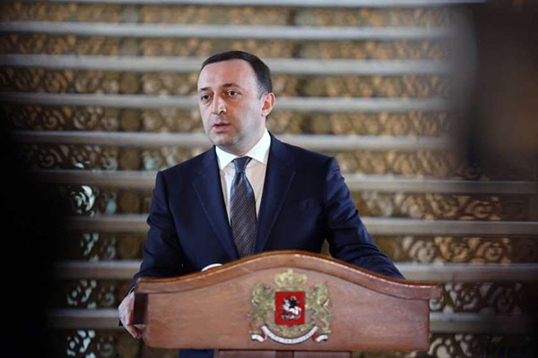 ირაკლი ღარიბაშვილი უჩა აბაშიძეზე: მე არ ვარღვევ უდანაშაულობის პრეზუმფციას, მაგრამ თუ ეს ადამიანი ამას სჩადიოდა, რასაც მეუბნებით, ეს არის დასჯადი ქმედება