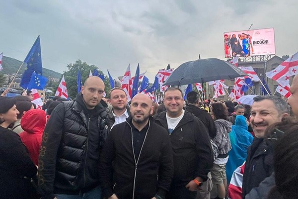 ლევან ხაბეიშვილი: ჩემს მაგალითზე გეუბნებით, სახის ძვლები ხორცდება, მაგრამ ქართველი ხალხი როგორც კი ხელისუფლებას გადატეხს წელში, ვეღარ გამთელდებიან