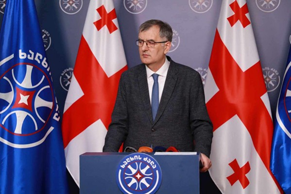 „ხალხის ძალა“: როდესაც საქართველოს პარლამენტში დაინიცირდა კანონის პროექტი უცხოური გამჭვირვალობის შესახებ, იმთავითვე ითქვა, რომ კანონის ერთ-ერთი უმთავრესი მიზანი ქვეყნის სუვერენიტეტის განმტკიცება და გაძლიერებაა