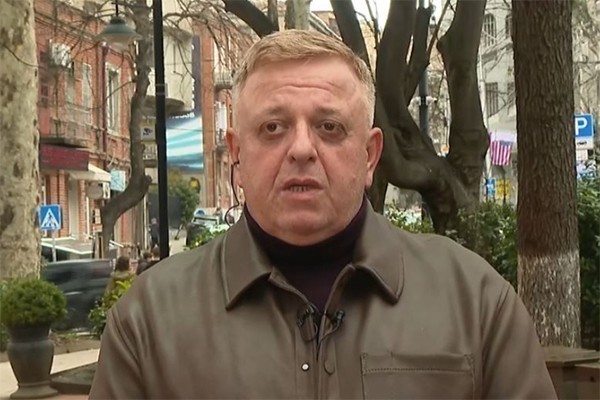 ლევან ნიკოლეიშვილი: ყველას გილოცავთ ქართული კანონის მიღებას! დღეს, ისტორიული დღეა, დღე როცა სიმართლემ გაიმარჯვა, დღე როდესაც დაიწყო ახალი ათვლა სუვერენიტეტის უფრო განმტკიცებისათვის!