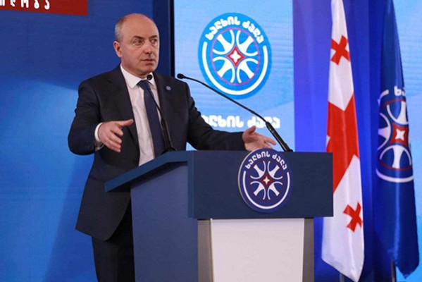 გურამ მაჭარაშვილი ოპოზიციაზე: აქციის მონაწილეებს ქუჩაში მთელი ღამე გაათენებინეს, თავად კარგად ეძინათ და დილის ცხრა საათზეც ვერ მოვიდნენ კომიტეტზე