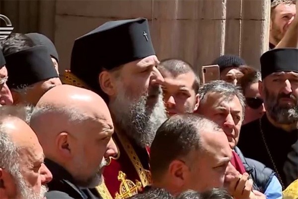მეუფე შიო: ოჯახი ყოველთვის სიწმინდედ ითვლებოდა ჩვენს ეკლესიაში საუკუნეების განმავლობაში, მაგრამ დღეს როდესაც მთელს მსოფლიოში ვხედავთ დიდ შეტევას ოჯახურ ღირებულებებზე, აუცილებელი გახდა უფრო აქტიური მხარდაჭერა