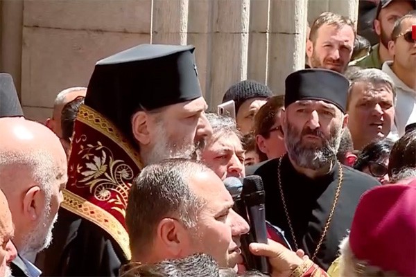 მეუფე შიო: მხოლოდ სიყვარულს შეუძლია დაყოფილი და დაპირისპირებული ადამიანების შეკრება და მათი ნების გაერთიანება. სიყვარულის უმთავრესი სკოლა ოჯახია. სწორედ ამიტომ ვუფრთხილდებით ოჯახურ ღირებულებებს და ვიცავთ მის სიწმინდეს