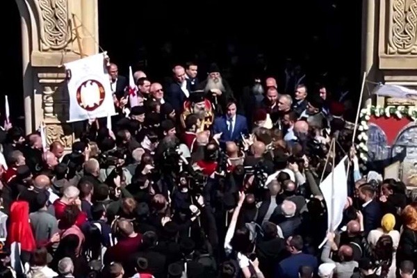 ირაკლი კობახიძე: როგორც ხელისუფლების წარმომადგენელმა, შემიძლია პირობა მოგცეთ, რომ ყველაფერს გავაკეთებთ ჩვენი ფასეულობების დაცვისთვის და ჩვენი სახელმწიფოს, ჩვენი ეროვნული ინტერესების დაცვისთვის