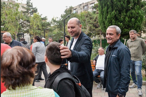 „ქართული ოცნების“ ნაძალადევის რაიონის დელეგატი ზღვისუბნის მოსახლეობას შეხვდა