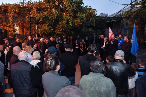 „ქართული ოცნების“ ნაძალადევის რაიონის დელეგატი მოსახლეობასთან შეხვედრებს განაგრძობს