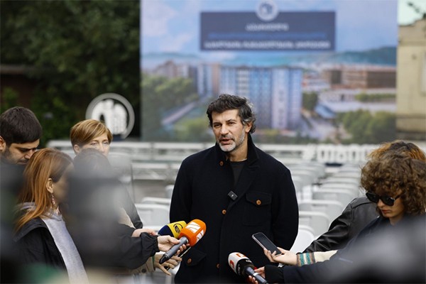 კახა კალაძე: მართალია, მოდის მუქარა, ზეწოლა, შეურაცხყოფა, მაგრამ ყველაზე მთავარი ქვეყნის ეროვნული ინტერესის დაცვა და მშვიდობის შენარჩუნებაა