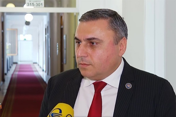დავით მათიკაშვილი: რადიკალები ღიად საუბრობენ ანტისახელმწიფოებრივ, საკუთარ მოღალატეობრივ მისწრაფებებზე, ვერ ეღირსებიან ვერაფრის ჩამოქცევას