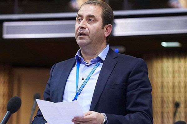 ჯორჯ ლუკაიდესი: მოვუწოდებთ საქართველოს ოპოზიციას, რაც შეიძლება სწრაფად დაიკავონ თავიანთი ადგილები პარლამენტში, პატივი სცენ თავიანთ მანდატებს და წარმოადგინონ თავისი ამომრჩევლები