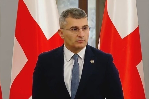 მამუკა მდინარაძე: „დიფ სთეითის“ ბრძოლა საქართველოსთან კვლავ იგივე ძალებით მიმდინარეობს. განსხვავება მხოლოდ ის არის, რომ იმ ქვეყნის ლიდერები განცხადებებით აშკარად და ღიად უპირისპირდებიან, თუმცა მათი მოქმედებები კვლავ ძალაშია