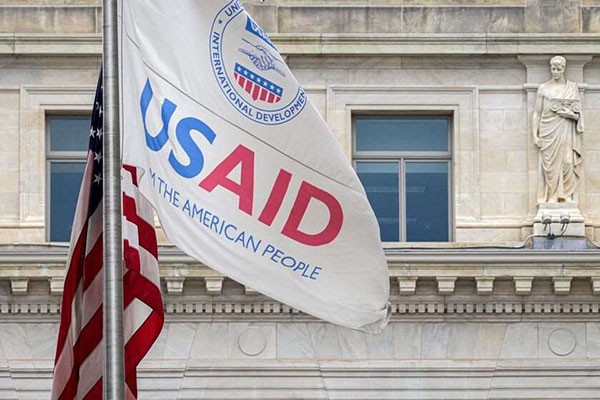 USAID-მა დასაქმებული პერსონალი ოფიციალურად ადმინისტრაციულ შვებულებაში გაუშვა. ადამიანები აშშ-ში 30 დღის განმავლობაში უნდა დაბრუნდნენ