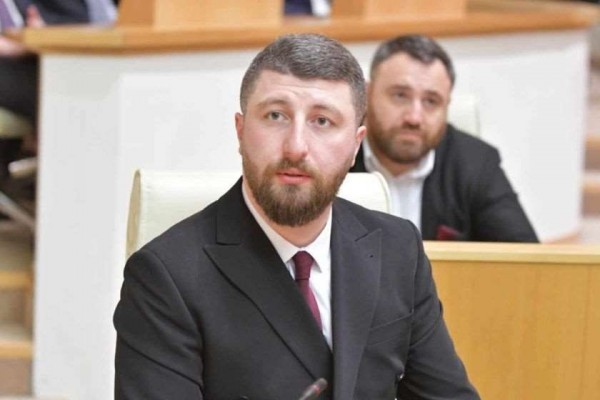 არჩილ გორდულაძე: „ნაცმოძრაობამ“ 2007 წლის აპრილში ამოიღო სისხლის სამართლის კოდექსიდან სახელმწიფოს ღალატის მუხლი, რასაც მოყვა იმ მოღალატეობრივი კანონების მიღება