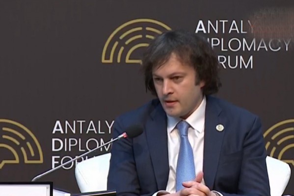 ირაკლი კობახიძე: თურქეთის პრეზიდენტთან შეხვედრისას, განვიხილეთ პარტნიორობასთან დაკავშირებული ყველა საკითხი, გვაქვს ორმხრივად დადასტურებული ინტერესი, რომ კიდევ უფრო სწრაფად განვითარდეს ურთიერთობები საქართველოსა და თურქეთს შორის
