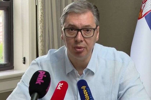 სერბეთის პრეზიდენტმა განაცხადა, რომ ბრიუსელის მუქარის მიუხედავად, 9 მაისს მოსკოვში მაინც ჩავა