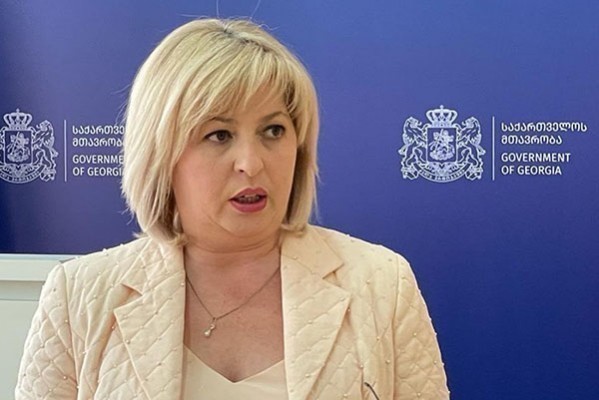 თამარ ჩიბურდანიძე: როგორი სისხლგაყინული უნდა იყოს ადამიანი, რომ საგამოძიებო კომისიის სხდომაზე მოყოლილ ამ ისტორიებს უსმენდეს და მაინც „ნაცმოძრაობის“ მხარდამჭერად დარჩეს