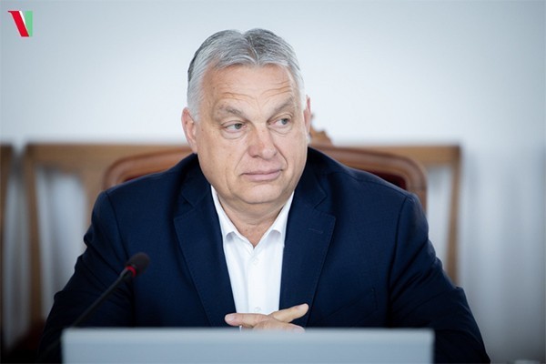 ვიქტორ ორბანი: ბრიუსელს უკრაინის ევროკავშირში გაწევრიანების დაჩქარება სურს, მიუხედავად ფასისა. ჩვენ ვერ მივცემთ უფლებას, რომ ბრიუსელის გლობალისტური ფანტაზიების გამო, ეს ფასი ჩვენმა შვილებმა გადაიხადონ