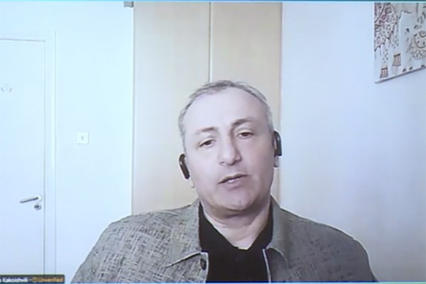 გოჩა კაკოიშვილი თეთრიწყაროს იზოლატორზე:  ჩემთვის არც გასეირნება, არც საჭმლის  და წყლის  მოწოდება  ხდებოდა. ორ-სამ დღეში ერთხელ მომაწვდიდნენ - ნახევარ პურს, ძეხვს და ერთ ჭიქა წყალს,  ერთი-ორჯერ ზედ დააფურთხეს და ისე მომაწოდეს