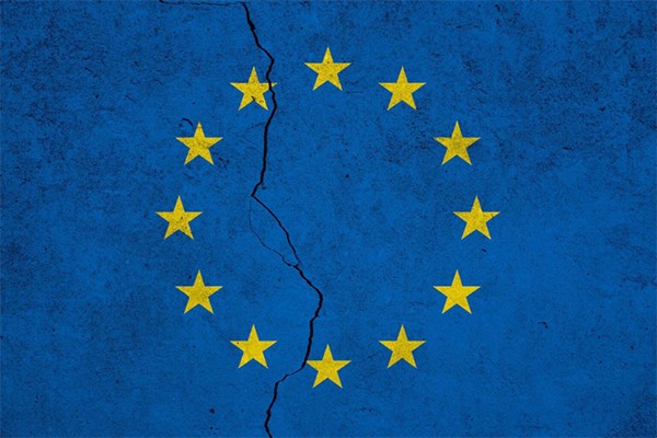 DeSmog: Heritage Foundation-ი მოკავშირეებთან ერთად ევროკავშირის დემონტაჟს განიხილავს