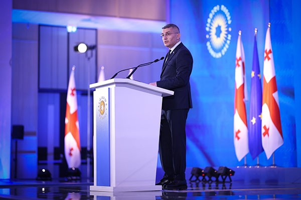 მამუკა მდინარაძე: დღეს იმართება იმ პარტიის მე-9 ყრილობა, რომელმაც მისი ლიდერის, ბიძინა ივანიშვილის ხელმძღვანელობით შეძლო გარე ძალებისგან აბსოლუტურად დამოუკიდებელი პოლიტიკის წარმოების პრეცედენტის შექმნა