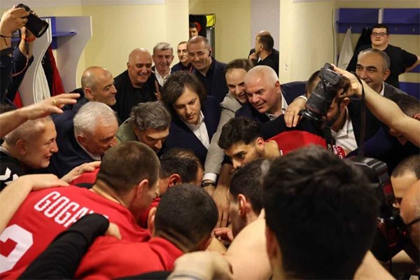 პრემიერ-მინისტრმა საქართველოს ხელბურთელთა ეროვნულ ნაკრებს ევროპის ჩემპიონატზე გასვლა მიულოცა
