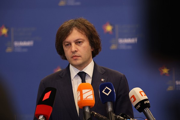 ირაკლი კობახიძე: როგორც პრეზიდენტ მაკრონთან, ისე რობერტა მეცოლასთან, საუბარი გვქონდა იმ თემებზე, რომლებიც საქართველოს განვითარებას, ევროპულ პერსპექტივასა და რეგიონში ჩვენს როლს შეეხება, გავუზიარეთ ჩვენი გზავნილები