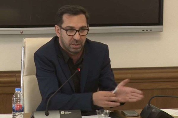 ვახო ხუზმიაშვილი: 25 წელია ჟურნალისტი ვარ და პირადად მე, ასეთი მძიმე სურათი არ მინახავს, როდესაც გლდანის ეკლესიაში მოხდა ის, რაც მოხდა - ეკლესიის კარის შენგრევა სატვირთო მანქანით, იქიდან ბასილ მკალავიშვილის იმ ფორმით გამოყვანა