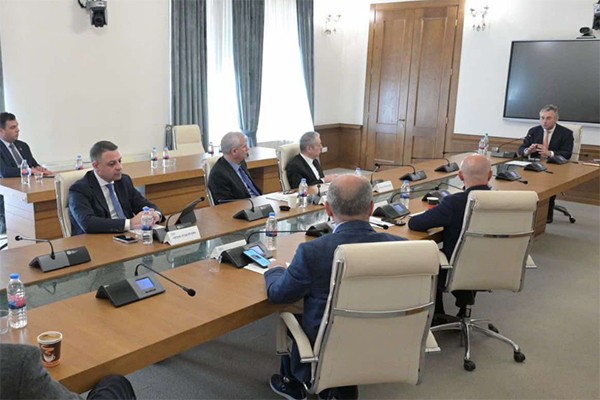 ირაკლი რუხაძე ბადრი პატარკაციშვილის და ერეკლე კოდუას ფარულ ჩანაწერზე: გიორგი თარგამაძემ თქვა, რომ „იმედს“ სატელიტიდან ჩაუგდეს ჩანაწერი, კოდი ღიად გადმომცეს და ეტყობა ეს კოდი მოისმინესო, თუმცა რამდენიმე დღე არ უშვებდა ეთერში