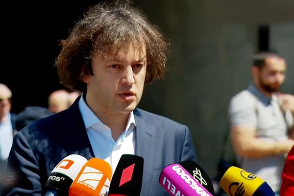 ირაკლი კობახიძე: ალბანეთში, მრგვალი მაგიდის ფორმატში ვისაუბრე უსამართლო დამოკიდებულებაზე საქართველოს მიმართ და თავი არ აუწევია ბრიტანეთის პრემიერ-მინისტრს, რადგან არ სიამოვნებდა ფაქტებზე საუბარი, პასუხები არ აქვთ