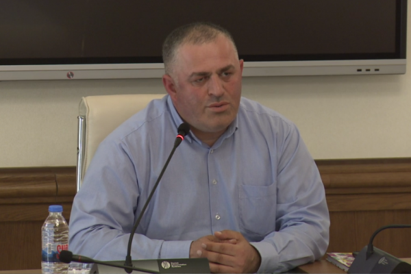 შინდისის გმირის ძმა ფრიდონ ზოიძე: აბსოლუტურად ყველა ხიდის დაწვა უნდოდათ სამაჩაბლოში და აფხაზეთში. სახალხო დიპლომატია მთლიანად იკრძალებოდა. სპეციალურად აკეთებდნენ ყველაფერს, რომ სამაჩაბლო და აფხაზეთი დაეკარგათ