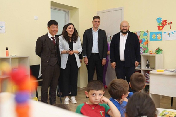  გურიის მხარეში სახელმწიფო რწმუნებული იაპონიის ელჩის მოადგილეს შეხვდა