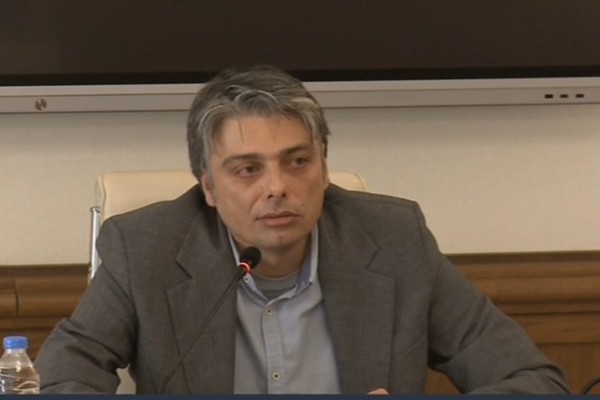 ნიკოლოზ გოგუაძე ე.წ ყინწვისის სპეცოპერაციაზე-როცა „ეროვნულ სარწმუნოებრივი მოძრაობის“ პრეზენტაცია გავაკეთეთ, აბსოლუტურად უცნობი ხალხი რეკავდა და ფიზიკური განადგურებით გვემუქრებოდა- სოდ-ის უწყებიდან მოდიოდა ეს ყველაფერი