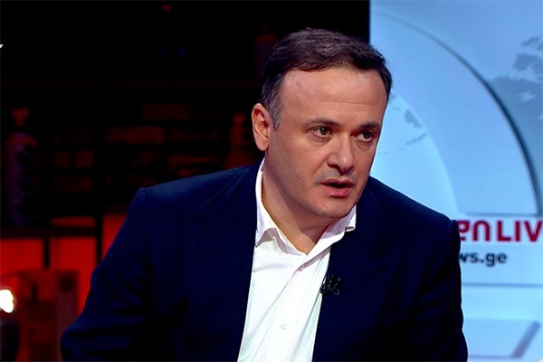 ირაკლი ზარქუა: მაიდანი არის დღის წესრიგში ისევ, არ მოხსნილა. კიდევ უფრო მძაფრდება უკრაინაში ომი. შესაბამისად, ეს არის ამათი დაკვეთა, რომ რამენაირად ისევ ქაოსში, როგორც არის უკრაინა, გადაიყვანონ ჩვენი სახელმწიფო