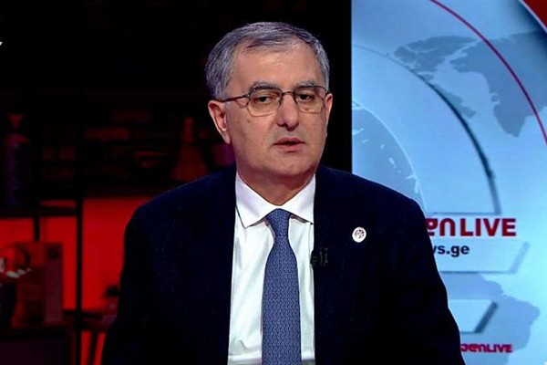 სუბარი: იმ ადამიანებს, რომლებიც არასწორი წარმოდგენების გამო ქუჩაში გამოდიან, მინდა შევახსენო რასაც ვეუბნებოდით მრავალი თვის წინ, რომ ლიდერები მათ გაწირავდნენ, ჩაადენინებდნენ დანაშაულს, რომელსაც მოჰყვებოდა სამართლებრივი რეაგირება