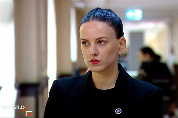 პროკურორი გვარამიაზე: არ გადაიხადა აღკვეთის ღონისძიების სახით განსაზღვრული გირაო, არც სხდომაზე გამოცხადდა, რაც პირდაპირ მიუთითებდა მისი მხრიდან მომდინარე საფრთხეზე, რომ მომავალშიც არსებობდა მისი მხრიდან თუნდაც, მიმალვის საფრთხე