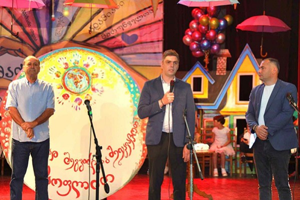 შეზღუდული შესაძლებლობის პირთა უფლებების დაცვის დღესთან დაკავშირებით ლანჩხუთის მუნიციპალიტეტის კულტურის ცენტრში ღონისძიება გაიმართა