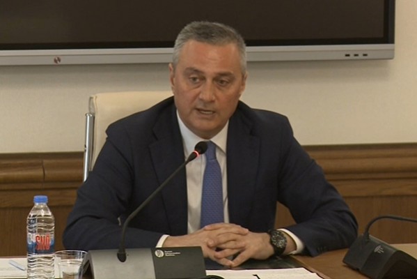 ვიქტორ დოლიძე: გამოხვიდე და ანტისახელმწიფოებრივად, შენი ქვეყნის წინაშე [ევროპარლამენტის] კედლებში აკეთო ის, რასაც „ნაციონალური მოძრაობის“ წარმომადგენლები აკეთებდნენ, ყოვლად მიუღებელი იყო