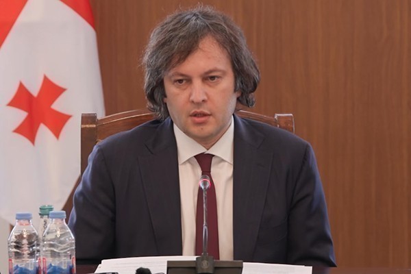 ირაკლი კობახიძე: აგენტის ხვედრი არის უმძიმესი, პატრონებმა გადაწყვიტეს, ეს ადამიანები არ შეეყვანათ პარლამენტში და შეეყვანათ ციხეში, აგენტის მძიმე ხვედრი ძალიან კარგად გამოჩნდა გახარიას, ზურაბიშვილის, ხაზარაძის, გვარამიას და სხვა უცხოელი აგენტების ფონზე