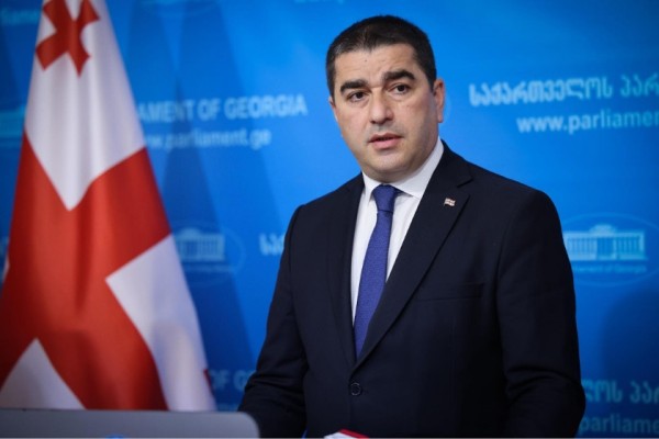 შალვა პაპუაშვილი: არის მცდელობა, ამომრჩეველი შეცდომაში შეიყვანონ, თითქოს „ნაციონალური მოძრაობა“, როგორც ბრენდი აღარ არსებობს და რეალურად იგივე პოლიტიკური ძალა სხვა სახელწოდებებით იყოს არჩევნებში წარმოდგენილი