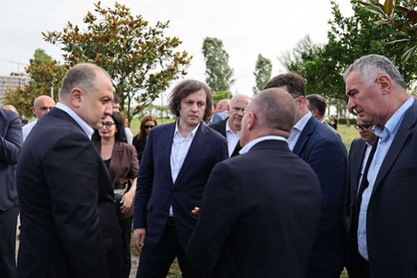 ირაკლი კობახიძე: განმუხურში სანაპირო ზოლი საჭიროებს აღდგენას და დაცვას, ყველაფერი უნდა გაკეთდეს, რომ განმუხური-ანაკლიის საკურორტო პოტენციალი მაქსიმალურად იყოს ათვისებული