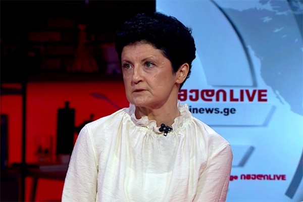 თეა წულუკიანი: იმ პოსტის ქვეშ, რომელიც ქალბატონმა ნანულიმ გამოაქვეყნა კომენტარებში ძალიან ბევრი ადამიანი გადასწვდა ჩემს შვილსაც, რომელმაც ვის რა დაუშავა არავინ იცის