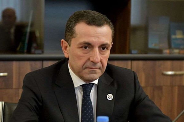 ალექსანდრე ტაბატაძე: კომისიის დასკვნაში არის მასალა, რომელიც ეყრდნობა რეალურ ფაქტებს, გარემოებებს. მასალა არის აბსოლუტურად დოკუმენტური, საქართველოს უახლეს ისტორიაში არ მგონია, რომ რამე დოკუმენტი მოიძებნებოდეს