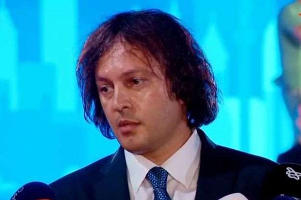 ირაკლი კობახიძე: 2 009 წელს ეგონათ, რომ 8 აგვისტოს დაიწყო ომი და 10 წლის მერე გაიგეს, რომ 7 აგვისტოს დაწყებულა? - სამარცხვინოა, მათი მიზანია საზოგადოების გახლეჩვა ყველაფერში