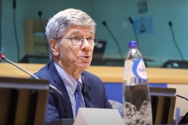 ჯეფრი საქსი: სამხრეთ კავკასია ათწლეულების განმავლობაში სათამაშო მოედანია. ფრთხილად იყავით