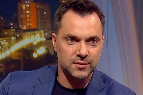 ალექსეი არესტოვიჩი: ზელენსკის მომავალი სამწუხაროა, საუკეთესო შემთხვევაში ეს იქნება სააკაშვილის მსგავსი დასასრული