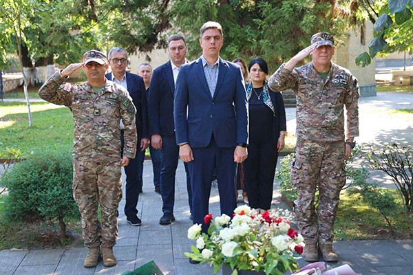 საქართველოს ეროვნული გმირის ზაზა დამენიას გარდაცვალებიდან 21 წელი გავიდა