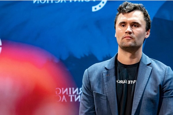 ჩარლი კირკის: 