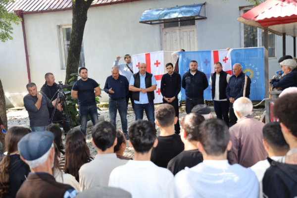 „ქართული ოცნების“ ბოლნისის მერობის კანდიდატი ზამურ ჭითანავა, საკრებულოს მაჟორიტარ კანდიდატებთან და პროპორციული სიის წევრებთან ერთად, მოსახლეობასთან შეხვედრებს განაგრძობს